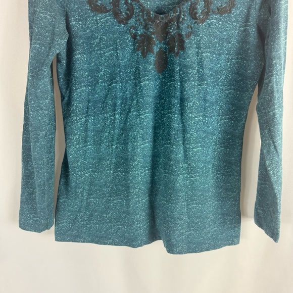 Soft Surroundings Teal Embroidered Blouse size: M   Velvet Smocked V Neck - Picture 4 of 15